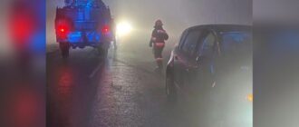 На Запоріжжі рятувальники допомогли відбуксирувати чотири автівки
