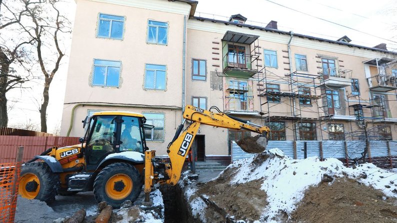 У Запоріжжі триває відновлення чотирьох будинків, пошкоджених внаслідок російських обстрілів у 2022 році
