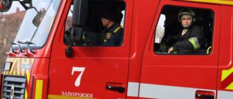 У Запоріжжі під час пожежі врятували жінку з двома дітьми