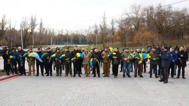 Десята річниця Революції гідності: у Запоріжжі вшанували пам’ять Героїв Небесної Сотні