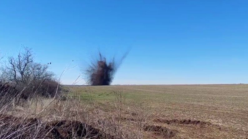 На Запоріжжі піротехніки знешкодили російську авіаційну бомбу — ДСНС