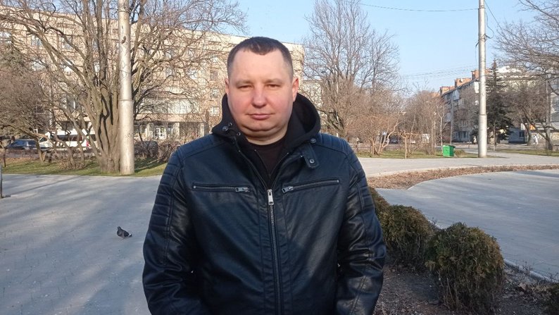 "Це був такий потужний ривок іти та жити": історії двох родин з Маріуполя, які відновили власну справу в Запоріжжі