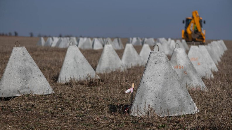 На Запорізькому напрямку триває зведення оборонних укріплень — Федоров