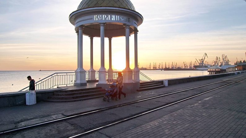 В Бердянську посмертно нагородили одну з організаторок "виборів" президента РФ — голова МВА