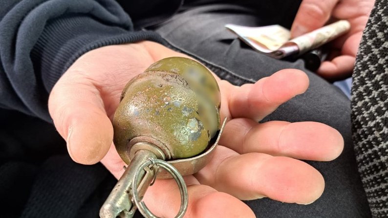 У Запоріжжі затримали місцевого жителя, якого підозрюють у продажі гранат
