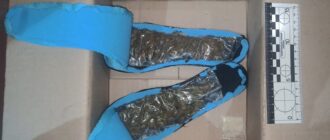 Сховав в устілках для взуття - у Запоріжжі адвокат намагався передати наркотики ув'язненому кримінальному авторитету