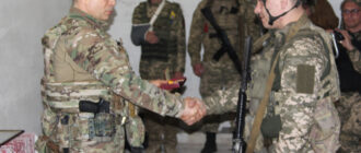 Військовослужбовця із Запорізької області нагородили медаллю «Захиснику України»