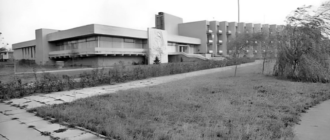 Запорізька зональна комсомольська школа на Хортиці – як виглядав заклад 50 років тому