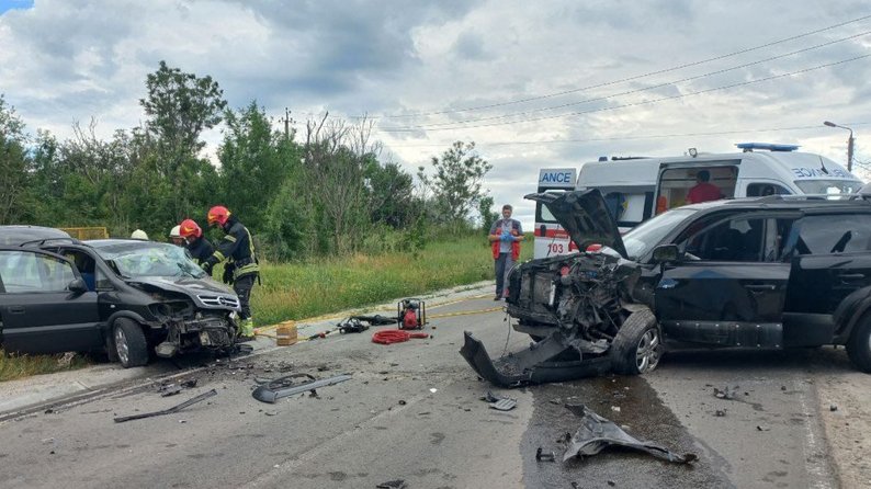 У Запорізькому районі сталася смертельна ДТП: загинув водій — ДСНС