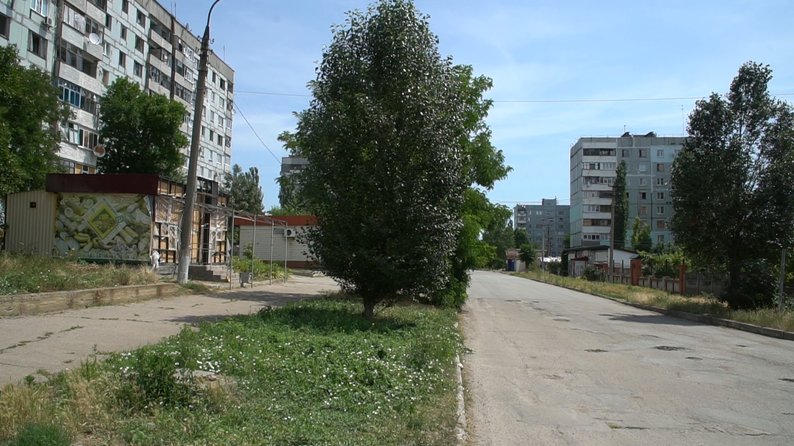 "Дуже важко. А куди нам діватися": як попри постійні обстріли живуть у Степногірську на Запоріжжі