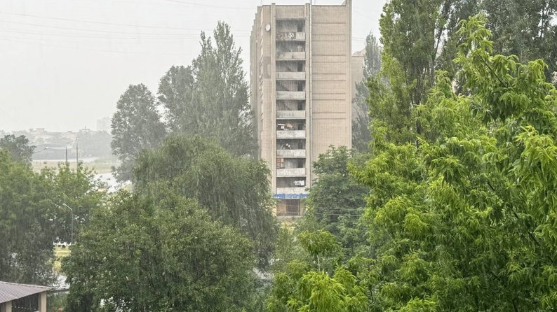 Шквальний вітер, гроза та град: якою буде погода в Запоріжжі 12 червня