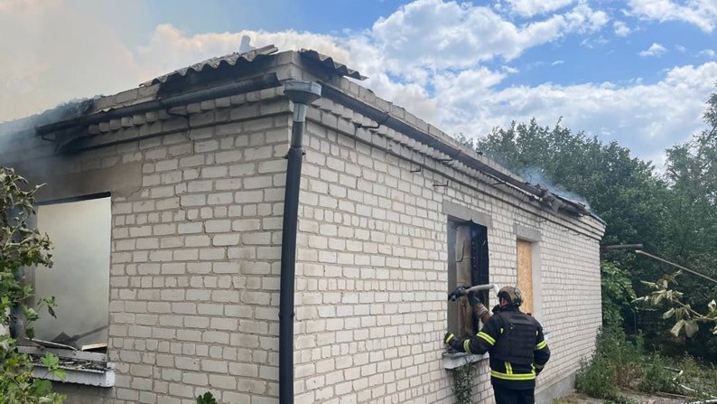В Оріхові та Гуляйполі на Запоріжжі виникли пожежі внаслідок обстрілів РФ — ДСНС