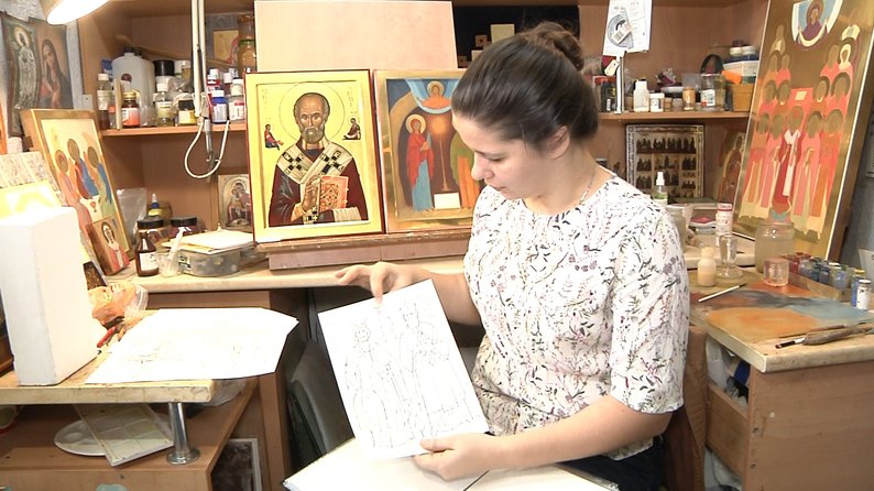 Дає нове життя іконам 19 сторіччя: як працює реставраторка Національного заповідника “Хортиця”