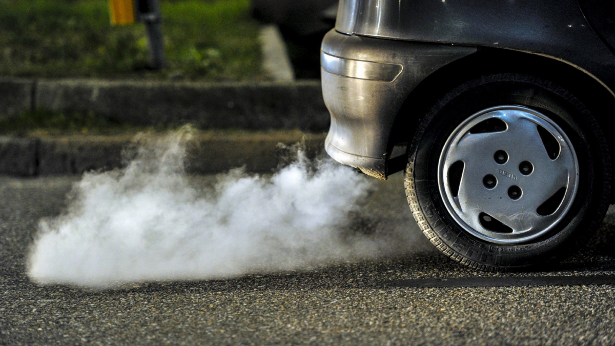 З кожним роком лише гірше – в Україні близько 80% забруднення повітря в містах викликано автомобілями