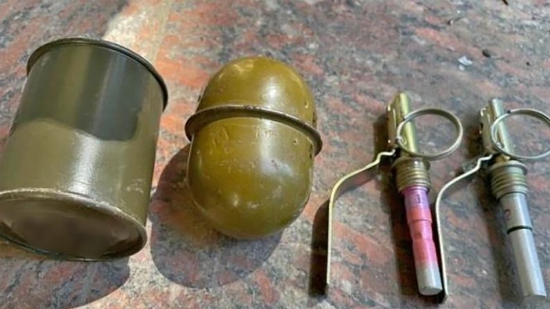 Продавав зброю та боєприпаси: у Запоріжжі правоохоронці затримали чоловіка та повідомили про підозру