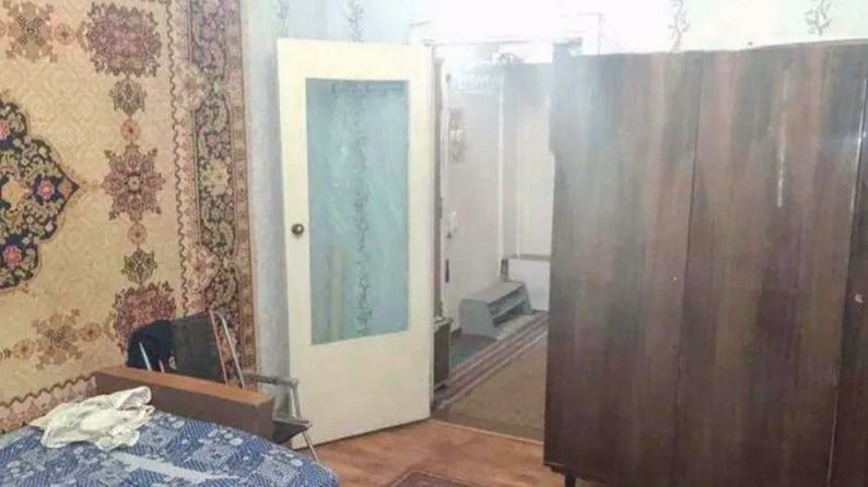 У Запоріжжі у власність громади повернули двокімнатну квартиру, якою намагався заволодіти шахрай