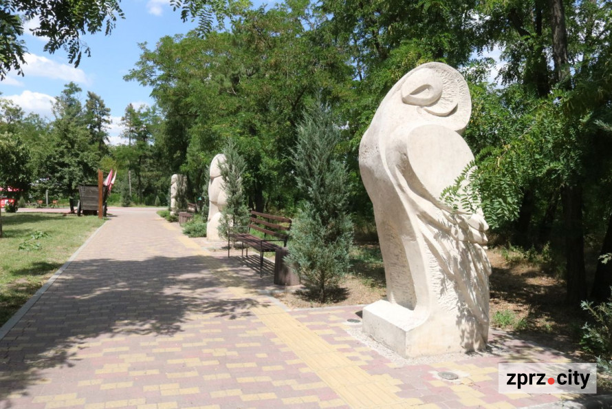 Як у Запоріжжі з'явились сім скульптур-оберегів, які знаходяться на Хортиці, та що вони символізують - фото