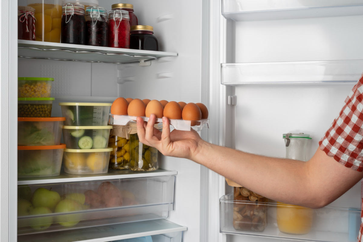 Як зберегти продукти в холодильнику під час тривалих відключень світла – лайфхаки