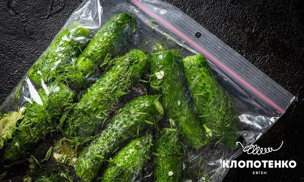Малосольні огірки в пакеті – як приготувати за рецептом відомого шеф-кухаря