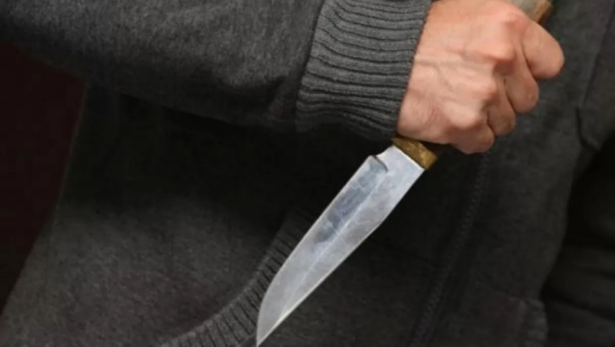 Мешканець Запоріжжя вдарив знайомого ножем під час сварки - подробиці