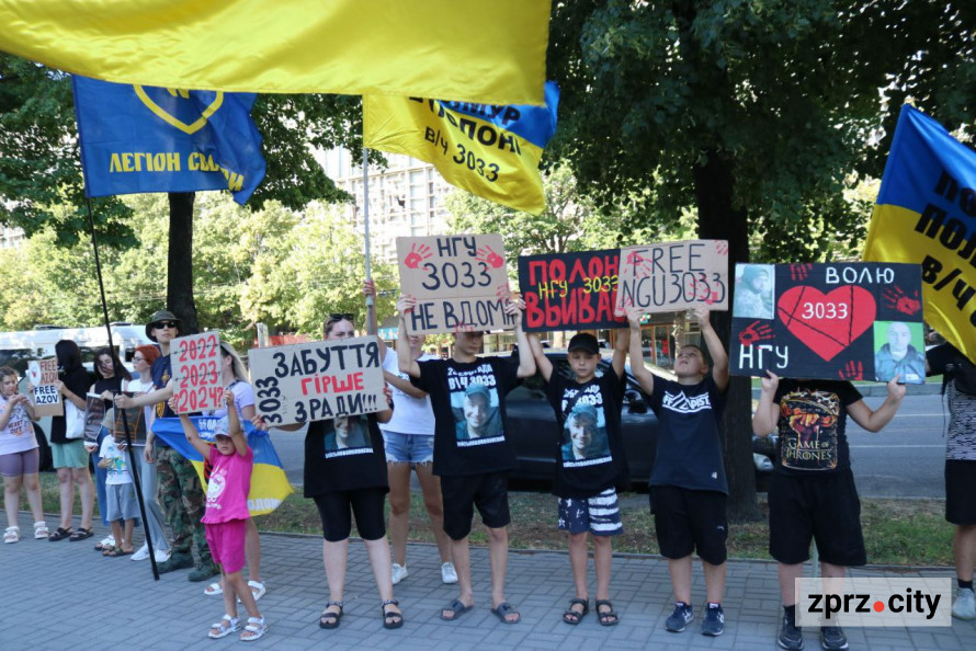 "Не маємо права забувати про Героїв" - у Запоріжжі відбулася акція на підтримку полонених захисників (фото)