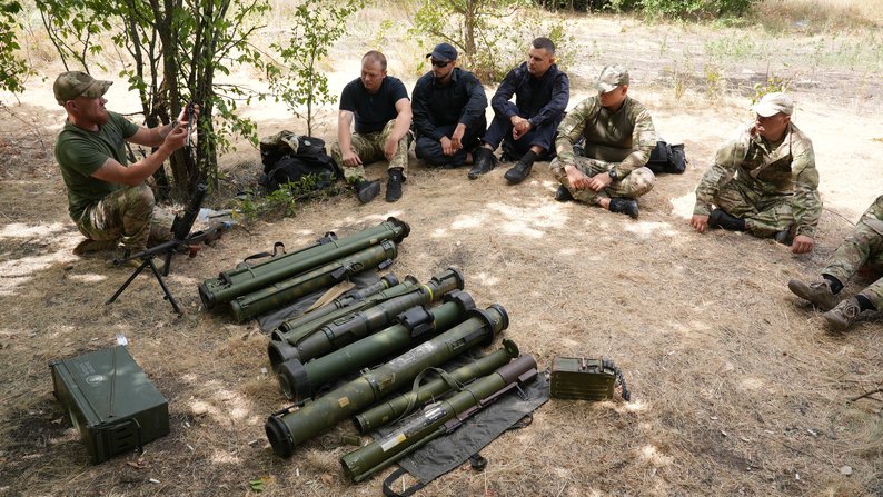 Військова підготовка для поліцейських: як тренують запорізьких правоохоронців бійці бригади НГУ "Кара-Даг"