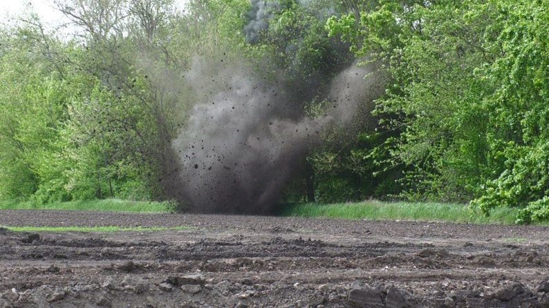 На Запоріжжі піротехніки знищили два вибухобезпечні предмети — ДСНС