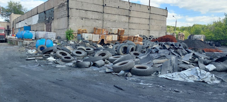 Небезпечні викиди - у Запоріжжі виявили два підприємства, які забруднюють повітря (фото)