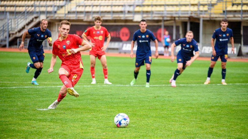 Запорізький "Металург" мінімально поступився ФК "Металіст 1925" у шостому турі Першої ліги