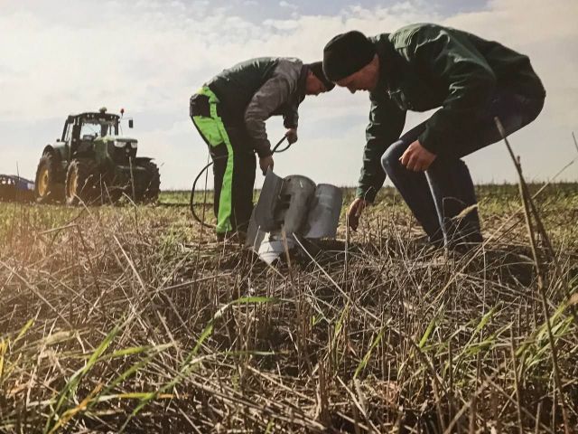 Гірка краса - у Запоріжжі відкрили фотовиставку про реалії сучасної війни