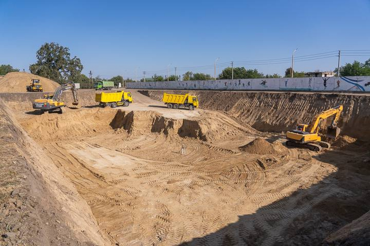 Завершать всього за кілька місяців - у Запорізькій області почали будувати сьому підземну школу