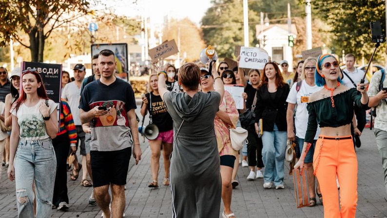 "Маю право дихати": у Запоріжжі відбулася екоакція щодо доопрацювання Програми поетапного зниження викидів