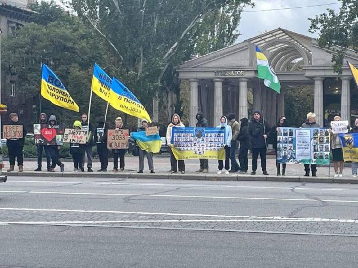 Голос бранців - у Запоріжжі пройшла акція на підтримку військовополонених (фото)