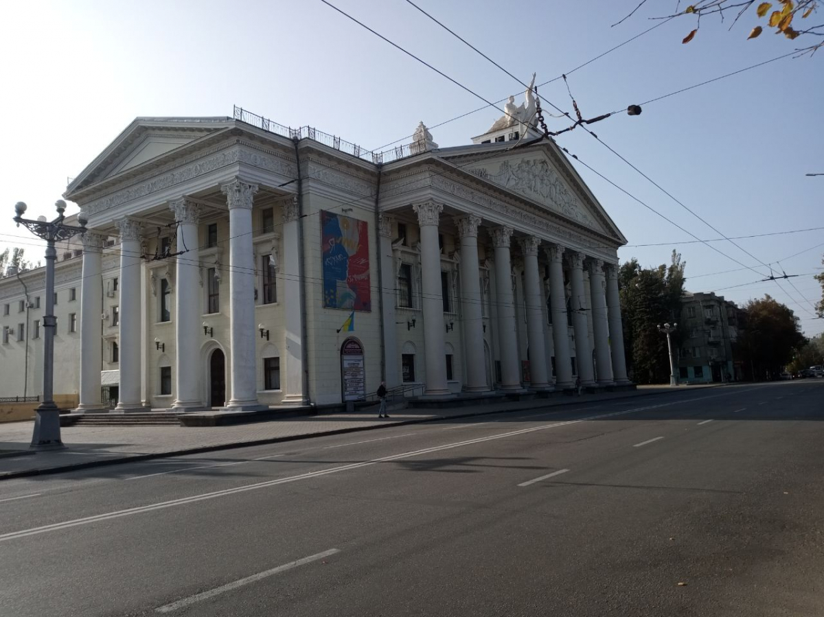 У запорізькому театрі покажуть першу прем'єру сезону - концерт з сюрпризом