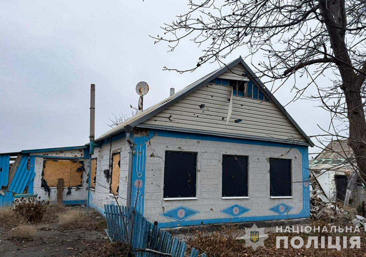 Ворог продовжує полювання дронами на автівки мирних жителів Запорізької області - поранені люди