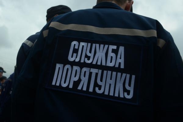 Врятували двох людей з вогню – вночі у Запоріжжі сталася пожежа