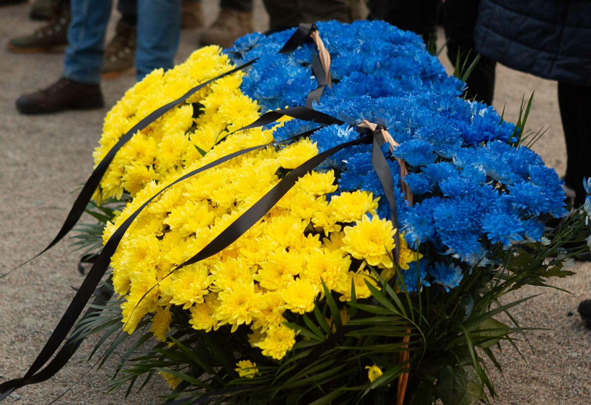 Пішов на фронт у перші дні війни - на Хортиці попрощалися із загиблим аеророзвідником з Енергодара (фото)