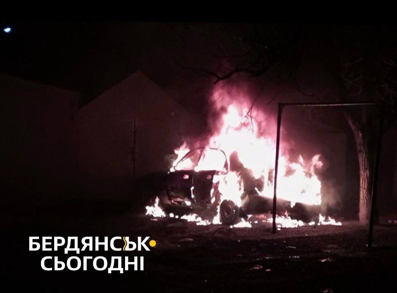 В окупованому Бердянську підірвали автомобіль голови окупаційної ради – що відомо