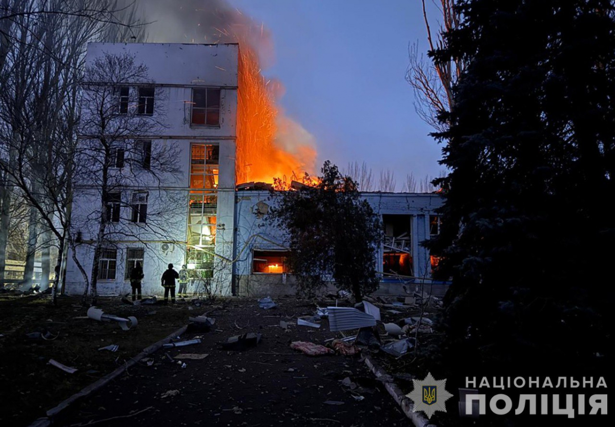 Ранок у Запоріжжі почався з вибухів - все, що наразі відомо про наслідки (фото, відео)