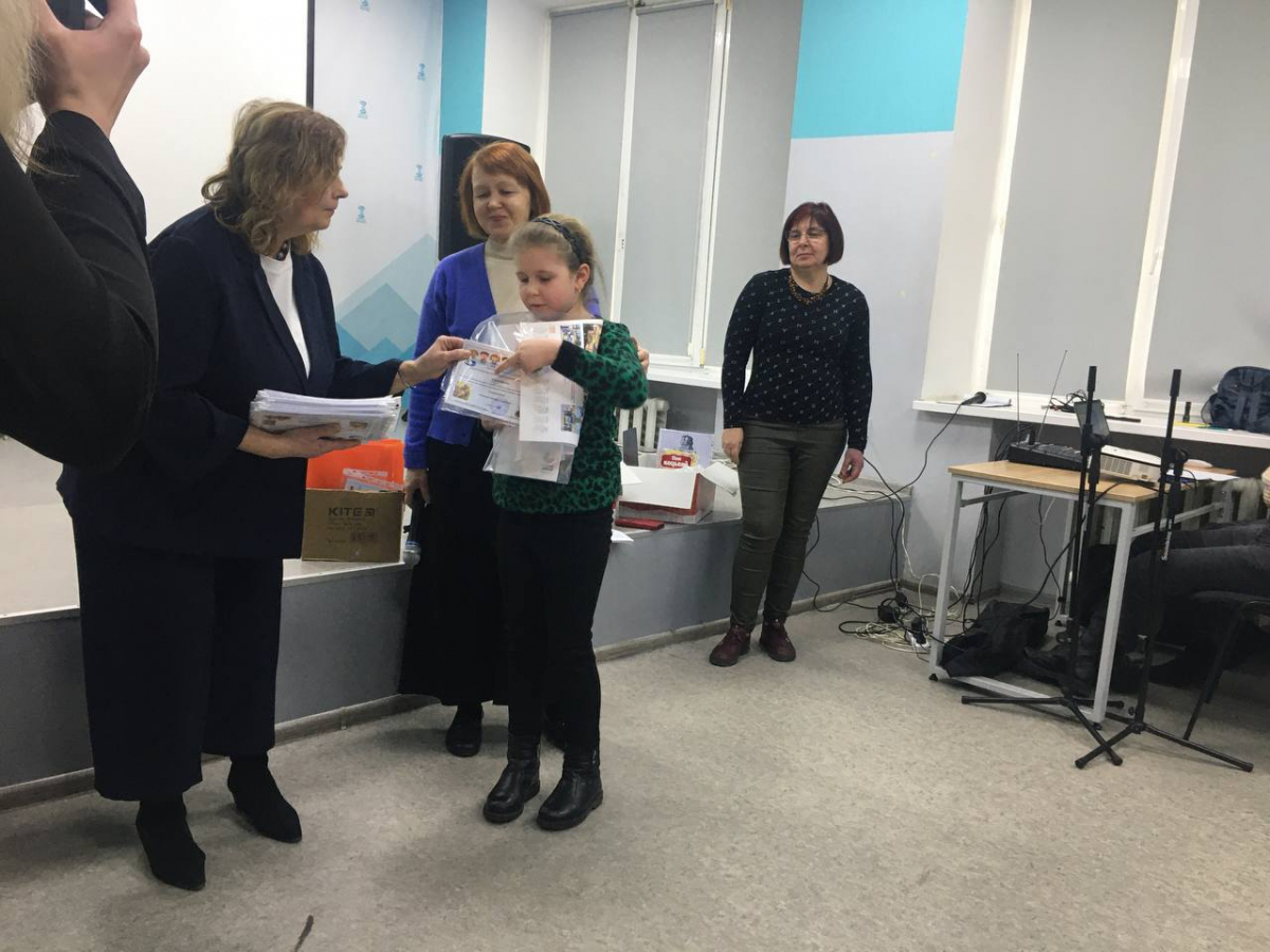 Казкова виставка - малюнки запорізьких дітей покажуть у Німеччині (фото)