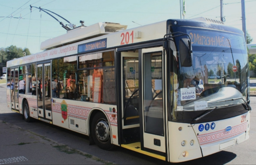 У Запоріжжі тимчасово змінять рух кілька тролейбусних маршрутів – яка причина
