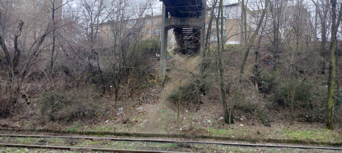 У Запоріжжі виявили три сміттєзвалища в різних місцях міста (фото)