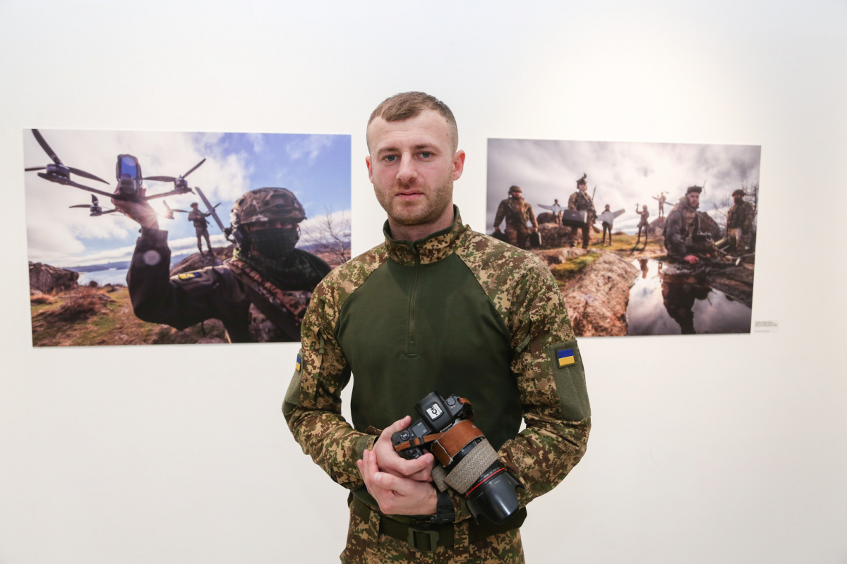 Відомий запорізький фотограф, який чудово знімає Хортицю, пішов у Нацгварцію і присвятив їй виставку