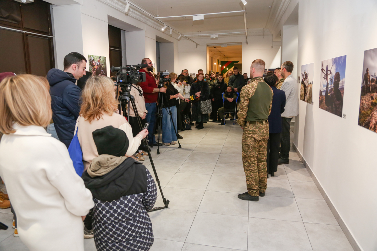 Відомий запорізький фотограф, який чудово знімає Хортицю, пішов у Нацгварцію і присвятив їй виставку