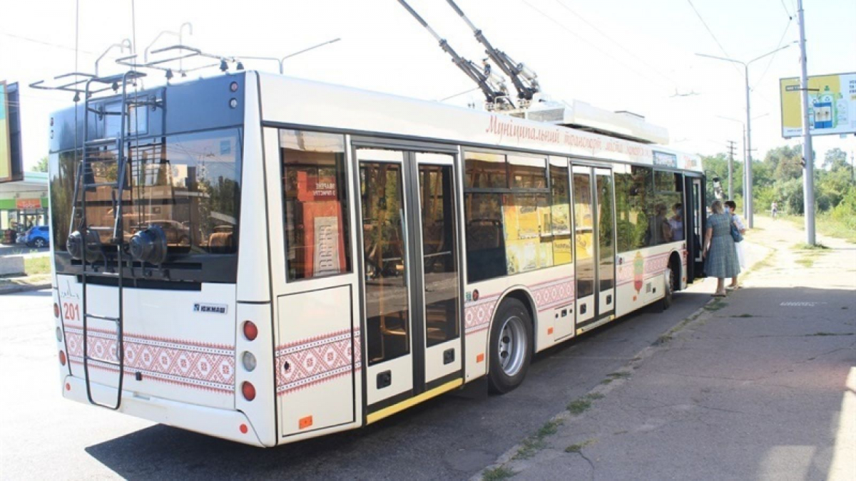 Запорізькі тролейбуси тимчасово змінять маршрути 27 лютого