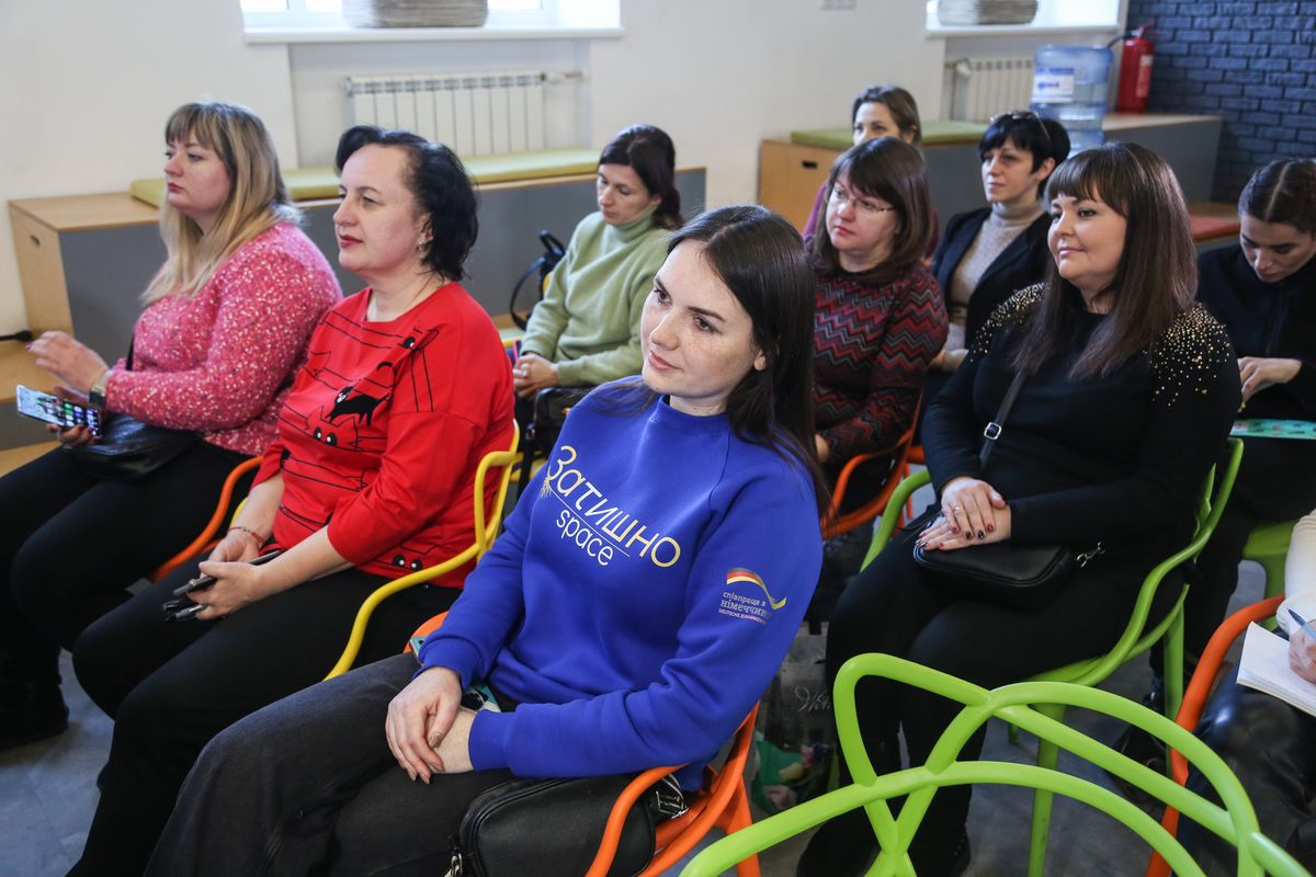 Метінвест та Запоріжсталь профінансували навчання освітян за методикою Хібукі-терапії в Запоріжжі