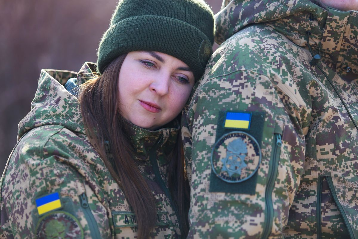 Пліч-о-пліч на захисті України – металургиня з Запоріжжя разом з чоловіком стала до лав НГУ