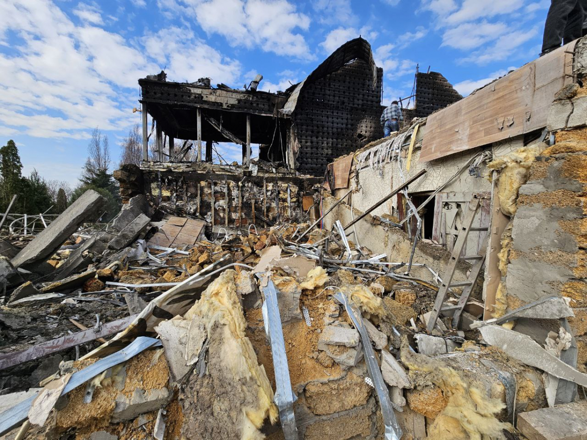 Велика пожежа та забруднення будівельними відходами - що виявили екологи на місцях прильотів у Запорізькому районі (фото)