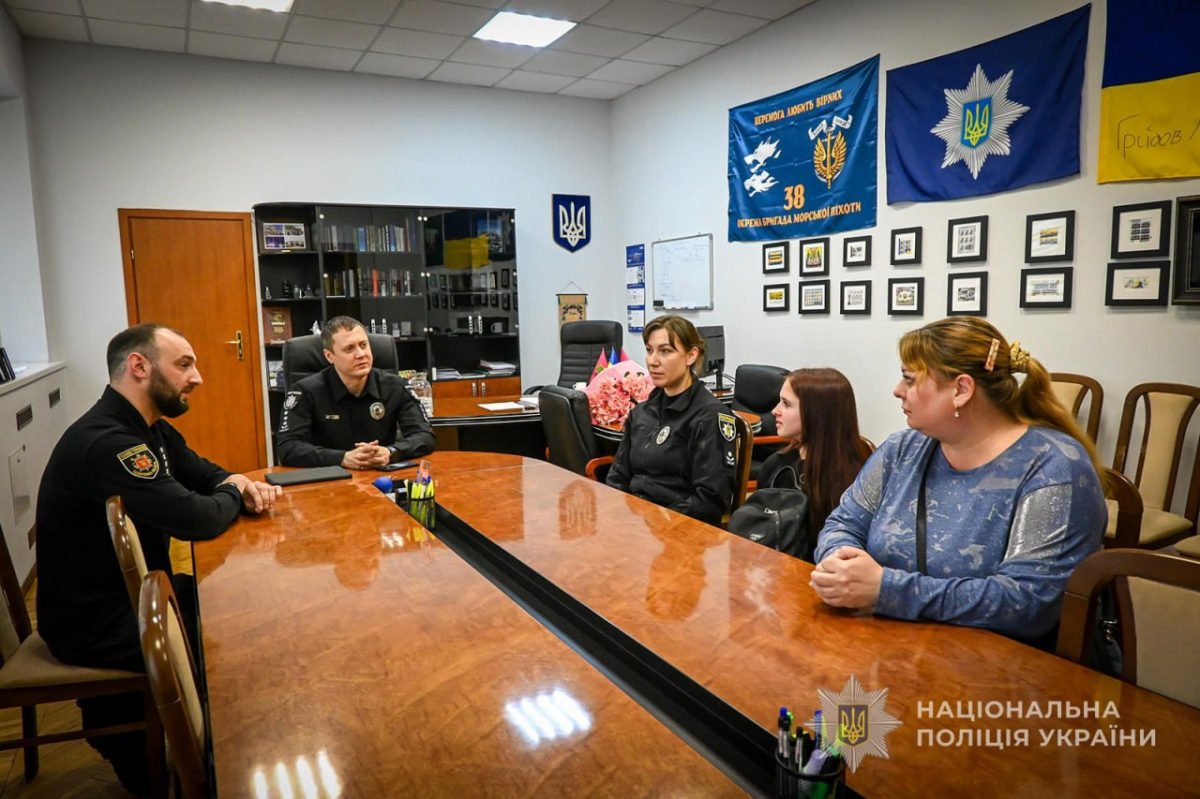 Підпал селищної ради - у Запорізькій області школярці запропонували вчинити теракт (фото)