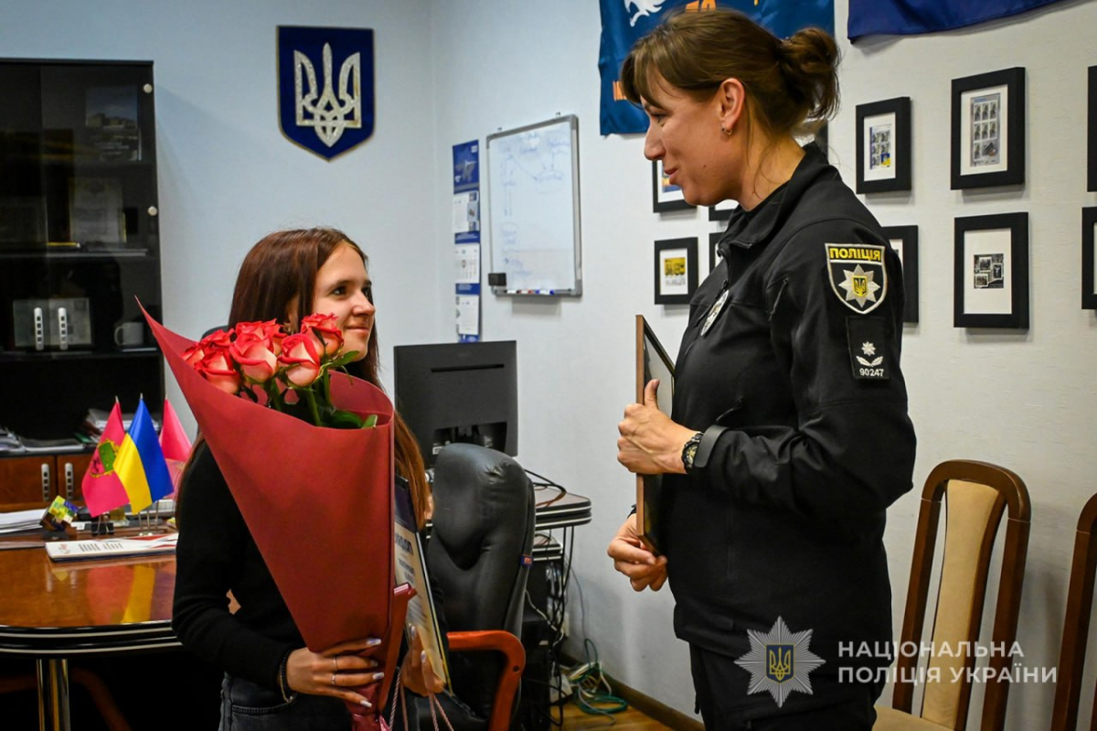 Підпал селищної ради - у Запорізькій області школярці запропонували вчинити теракт (фото)